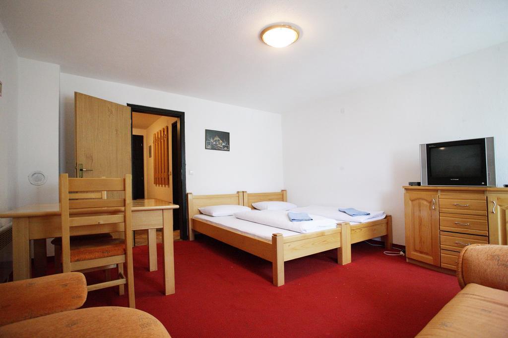 Apartments Bellamonte ヴラシチ エクステリア 写真