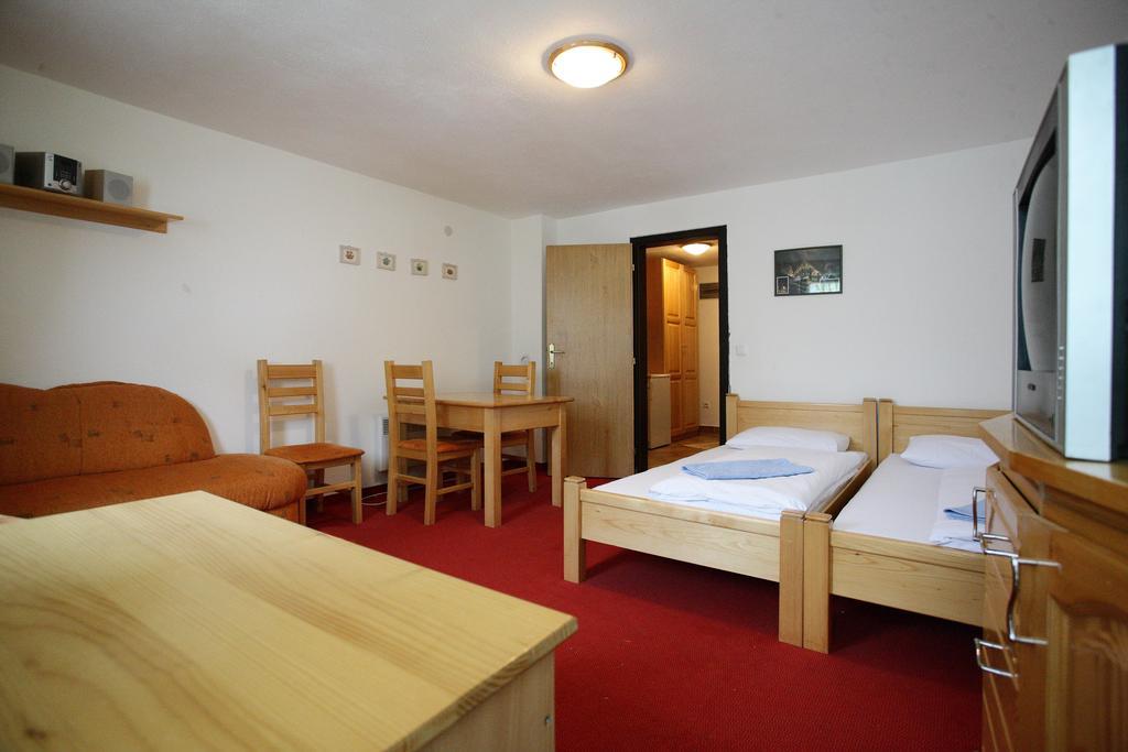 Apartments Bellamonte ヴラシチ エクステリア 写真